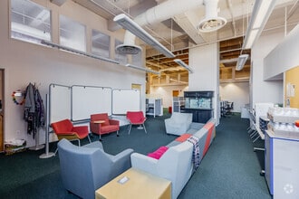 1425 Forbes Ave, Pittsburgh, PA for lease Interior Photo- Image 2 of 7