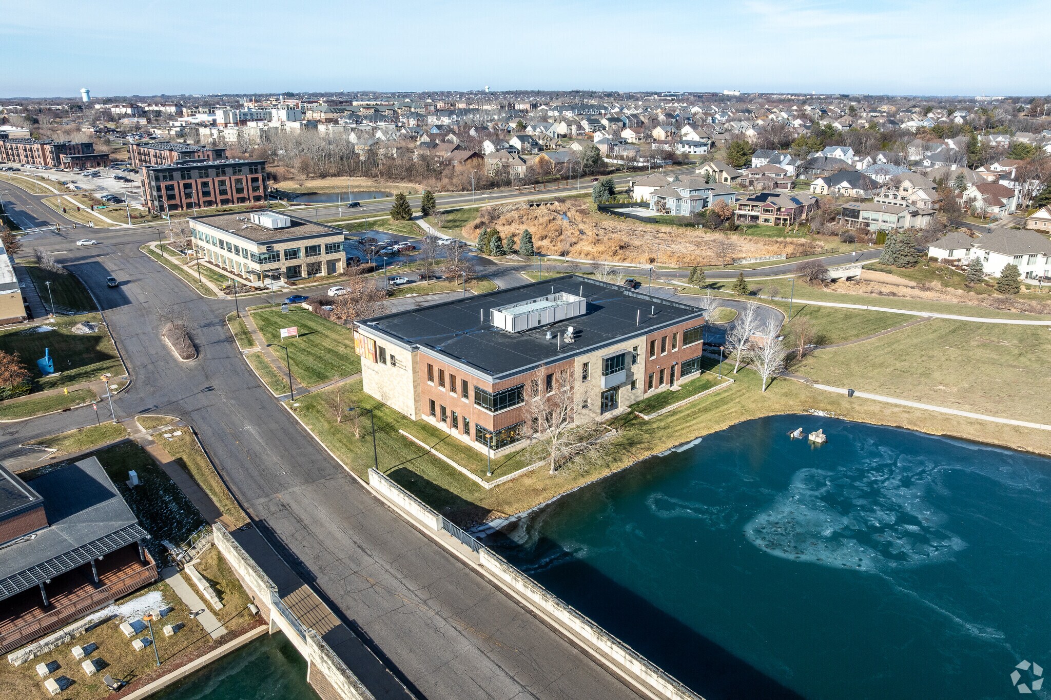 440 Fairway Dr, West Des Moines, IA à louer Photo principale- Image 1 de 17