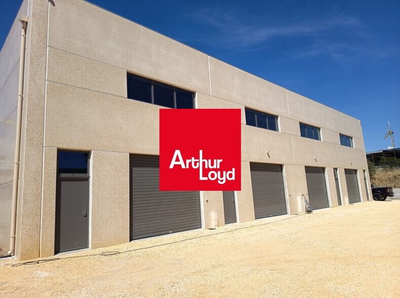 Flex in La Seyne-sur-Mer for lease - Building Photo - Image 1 of 8