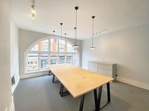 8 South Molton St, London for lease Interior Photo- Image 2 of 3