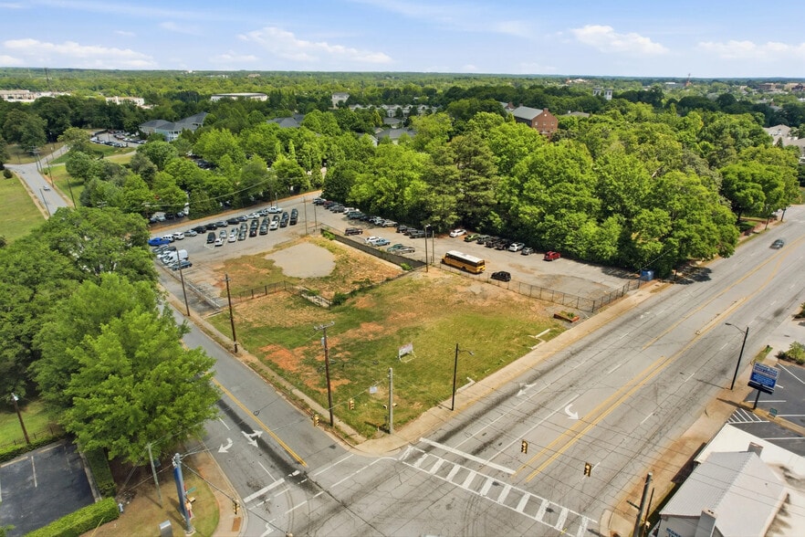 577 N Church St, Spartanburg, SC for sale - Building Photo - Image 3 of 10