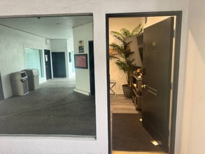 5301 Laurel Canyon Blvd, North Hollywood, CA for lease Interior Photo- Image 2 of 6