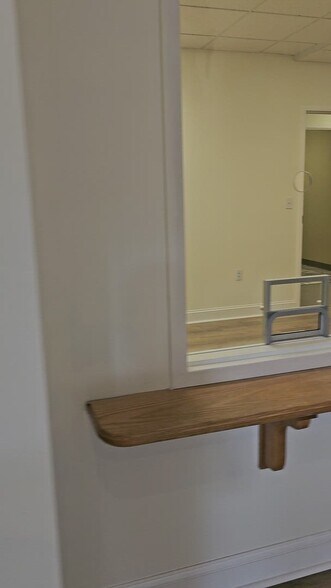 3604 Shannon Rd, Durham, NC à louer - Vidéo sur l’inscription commerciale - Image 2 de 2