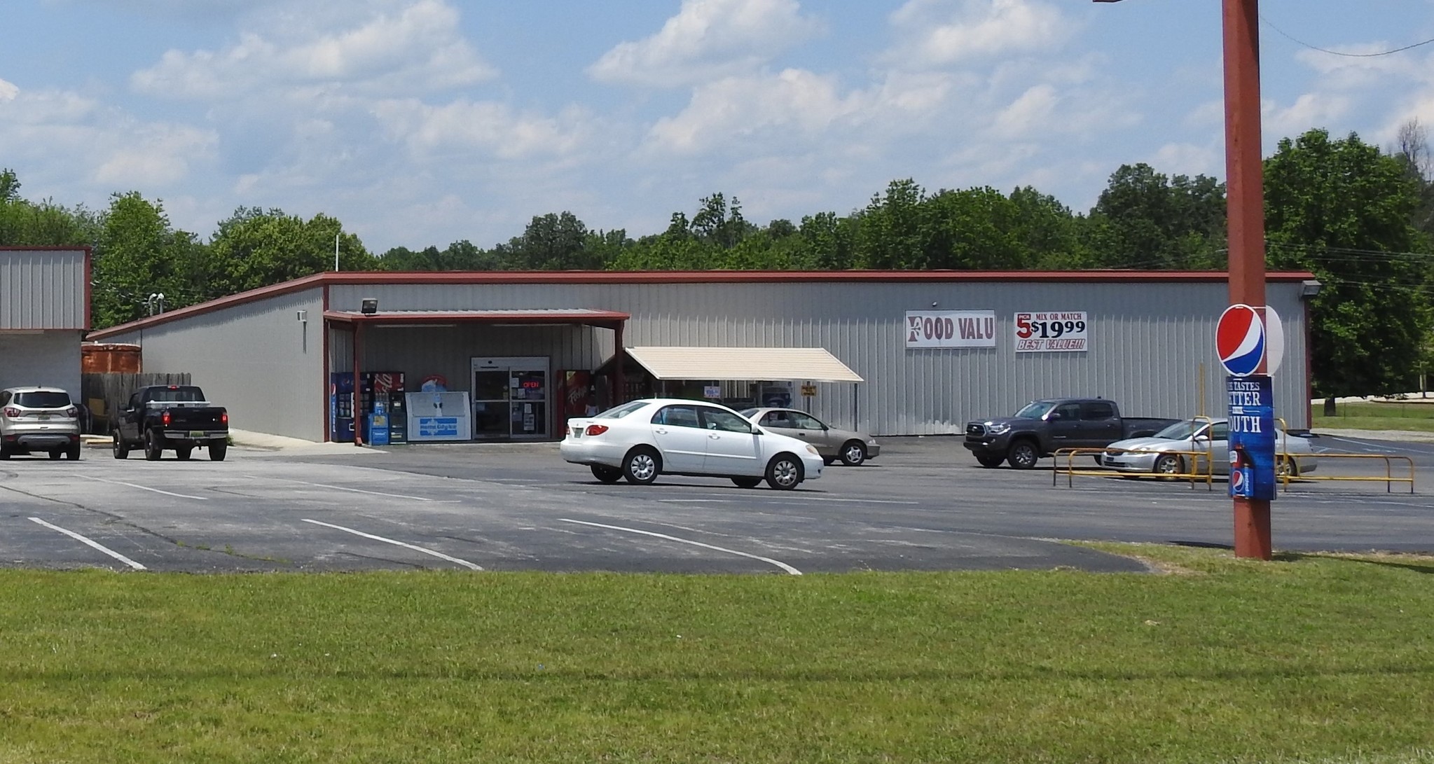 21501 Alabama Hwy 79, Scottsboro, AL à vendre Photo du b timent- Image 1 de 1