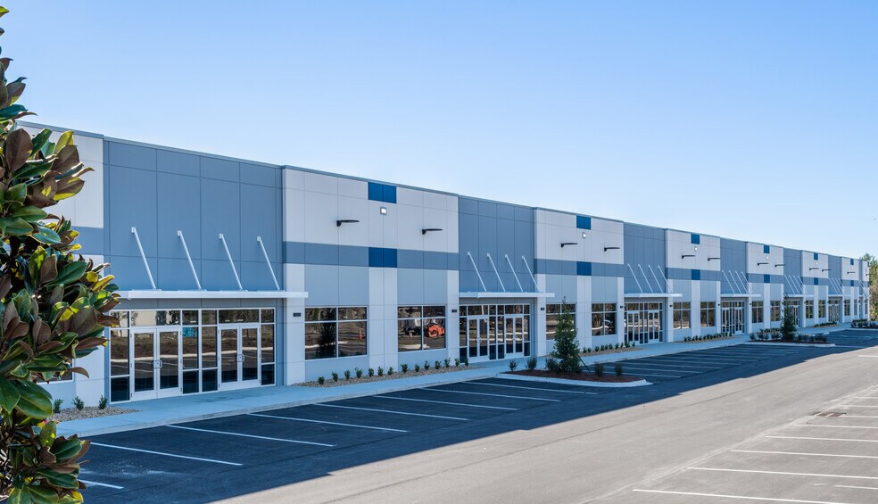 1250 Imeson Park Blvd, Jacksonville, FL à louer - Photo du bâtiment - Image 2 de 8