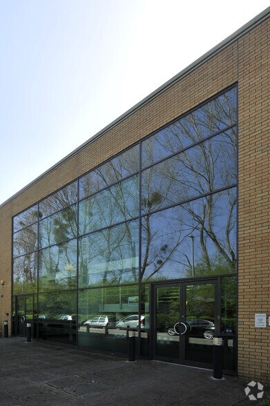 Lysons Park, Aldershot à louer - Photo du bâtiment - Image 1 de 3