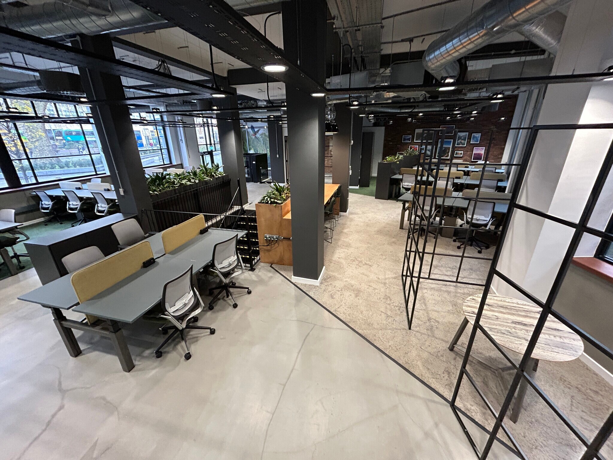 Colston Ave, Bristol à louer Photo du bâtiment- Image 1 de 25