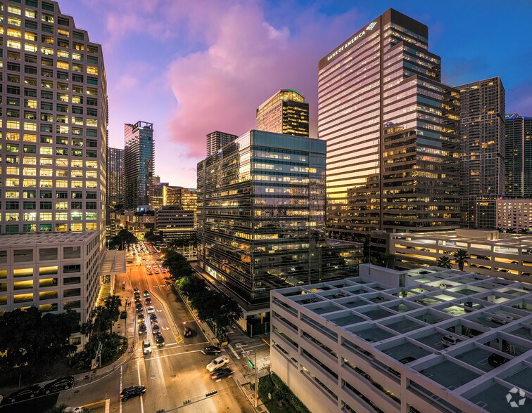 777 brickell Ave, Miami, FL à louer - Aérien - Image 2 de 59