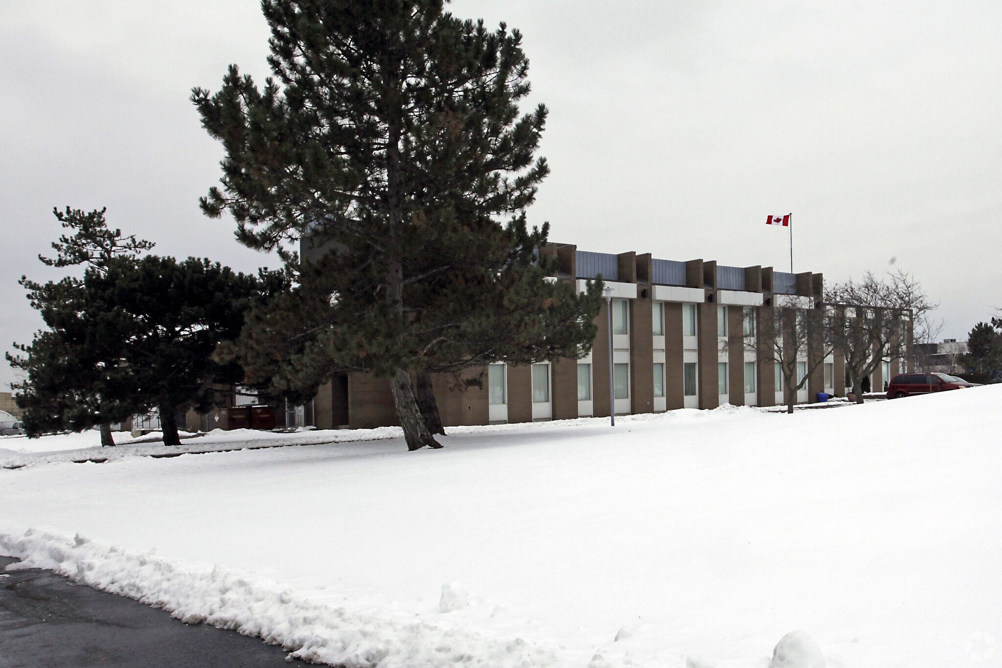 2380 Speakman Dr, Mississauga, ON for sale Primary Photo- Image 1 of 1