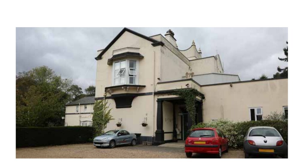 Dudbrook Rd, Brentwood à louer - Photo du bâtiment - Image 2 de 8