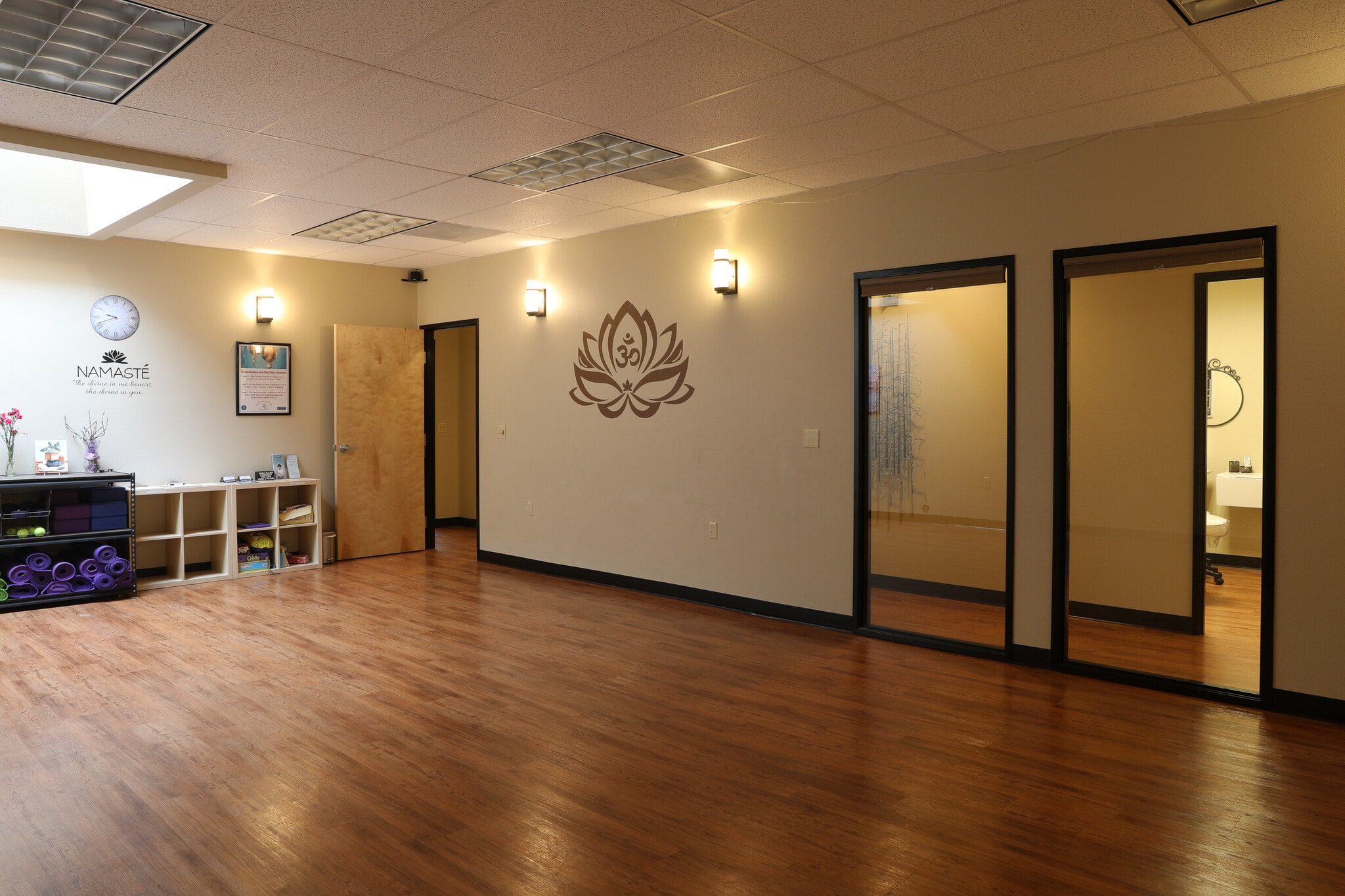 17050-17120 Pilkington Rd, Lake Oswego, OR à louer Photo intérieure- Image 1 de 6