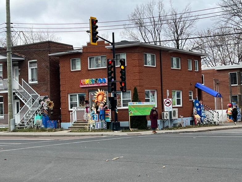 855 Boul De La Côte-Vertu, Saint-Laurent, QC à vendre - Photo du bâtiment - Image 2 de 4