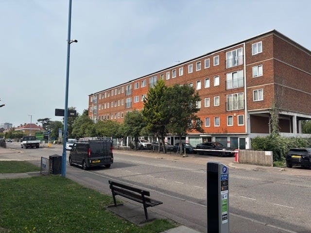 230 High St, Potters Bar for sale Building Photo- Image 1 of 11