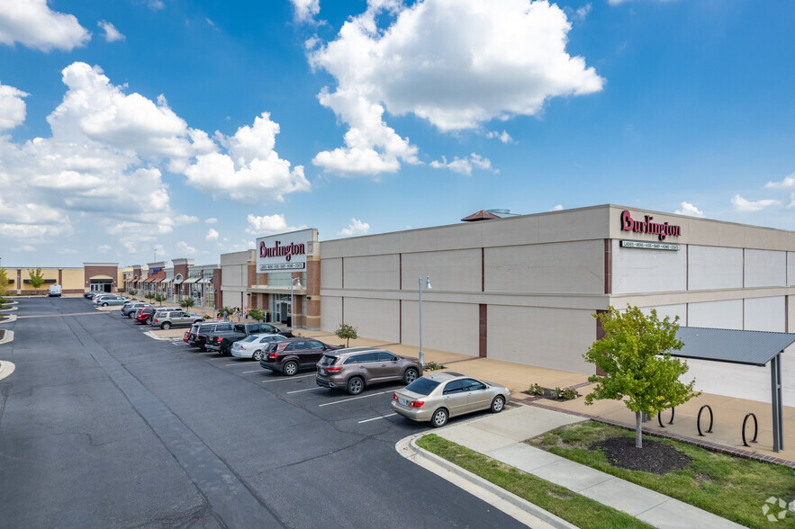 5330 NE Chouteau Trfy, Kansas City, MO for lease - Building Photo - Image 2 of 7