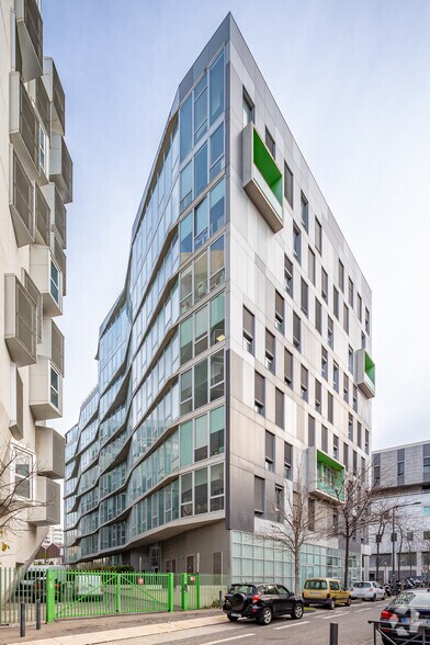 42 Rue De Ruffi, Marseille à louer - Photo du bâtiment - Image 2 de 2