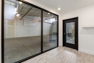4201 Congress Ave S, Austin, TX for lease Building Photo- Image 2 of 37