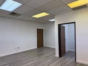 1234 W Chapman Ave, Orange, CA for lease Interior Photo- Image 1 of 6