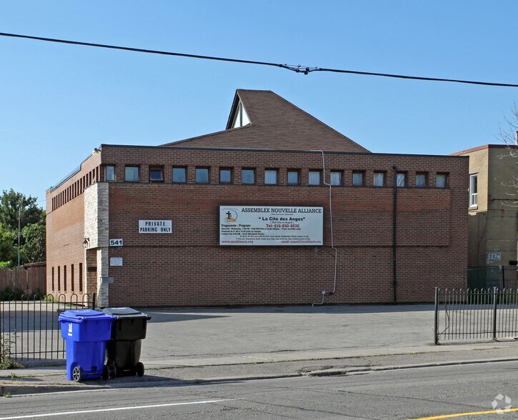 541 Danforth Rd, Toronto, ON à vendre - Photo principale - Image 1 de 1