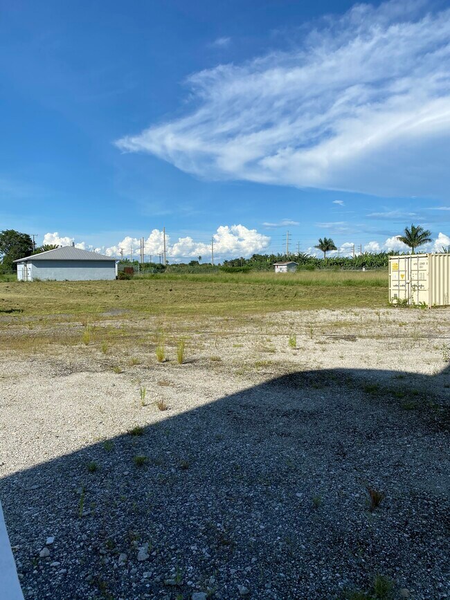 Plus de détails pour 501 World Trade Petroleum Dr, Belle Glade, FL - Terrain à vendre
