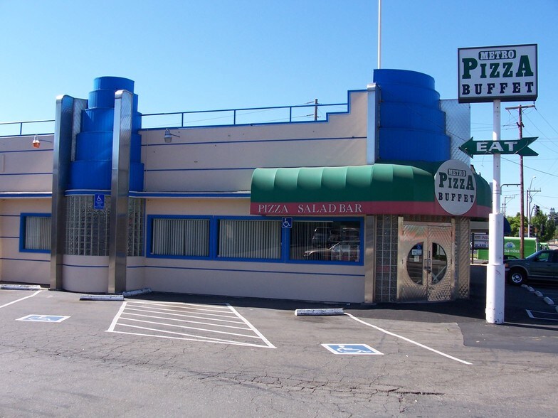 7300 Fair Oaks Blvd, Carmichael, CA for lease - Primary Photo - Image 2 of 8