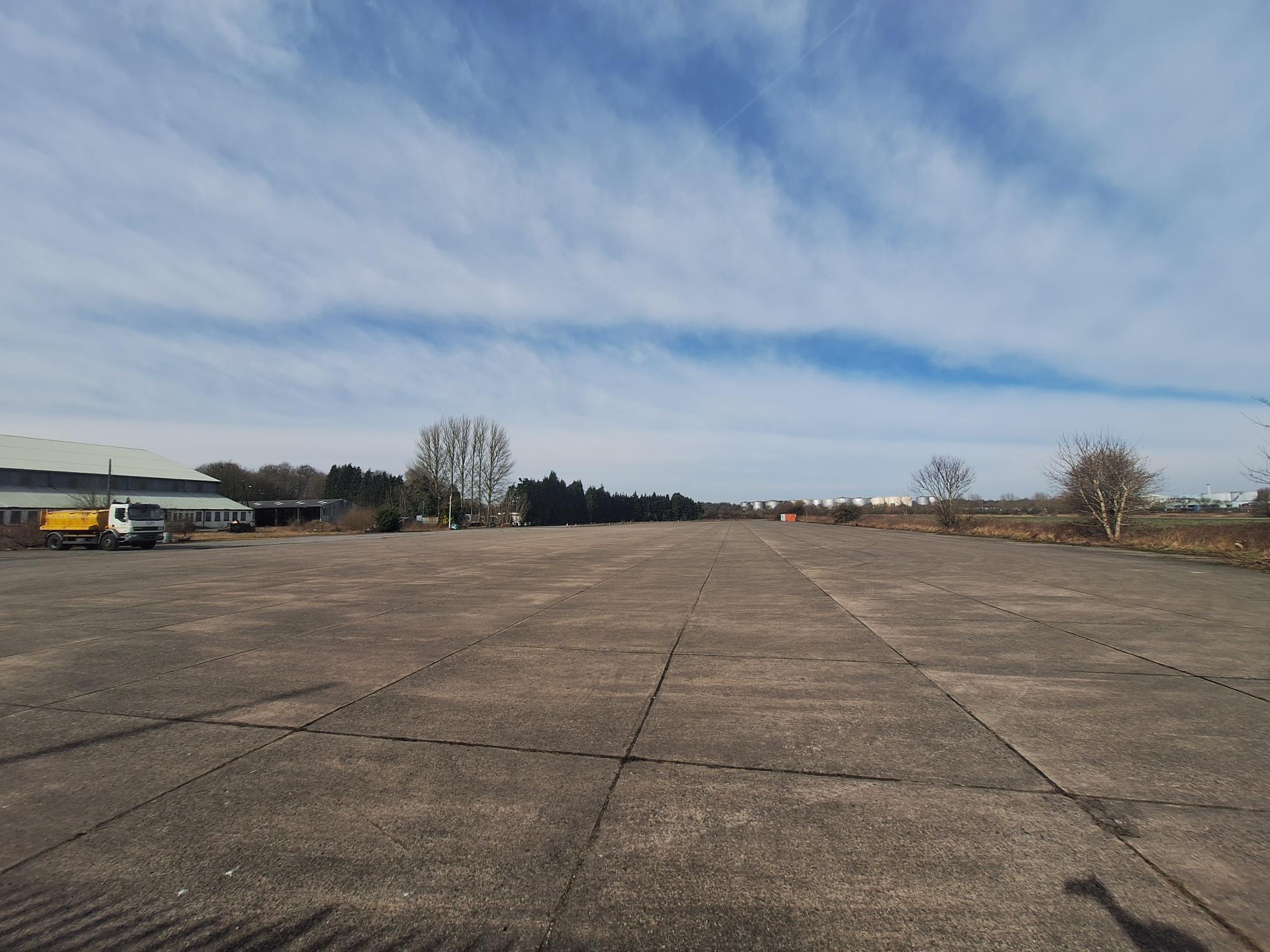 Hooton Park, Ellesmere Port for lease Building Photo- Image 1 of 6