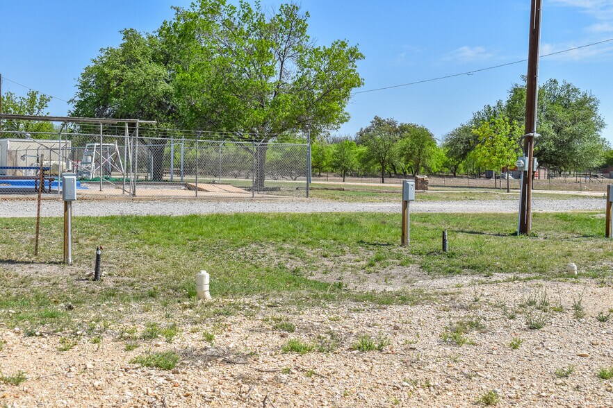 903 W Broadway St, Eden, TX à vendre - Autre - Image 2 de 6