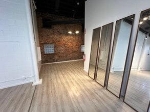 601-615 N High St, Columbus, OH for lease Building Photo- Image 2 of 7