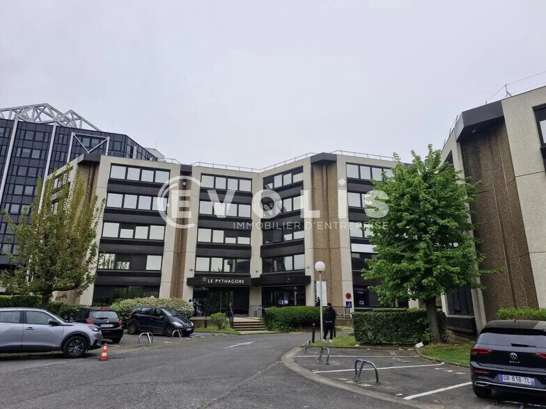 11 Rue Olof Palme, Créteil à louer - Photo du bâtiment - Image 2 de 24