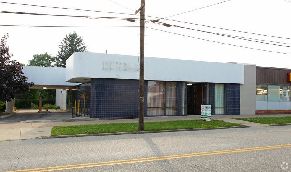 714-718 East Ave, Erie, PA à vendre - Photo du bâtiment - Image 3 de 3