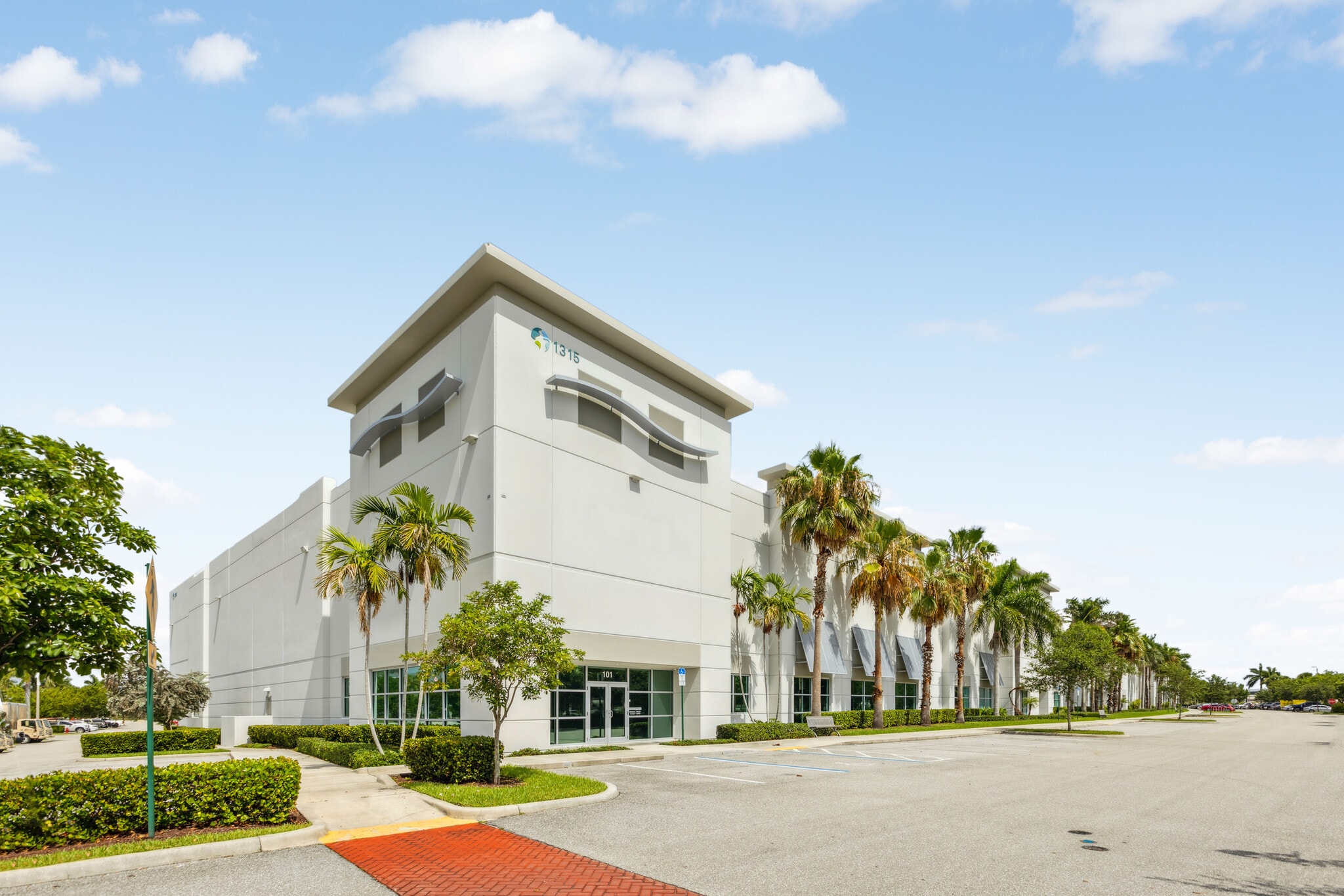 1315 N Jog, West Palm Beach, FL à louer Photo intérieure- Image 1 de 1