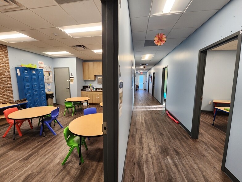 166 Professional Way, Wellington, FL à louer - Photo intérieure - Image 3 de 18