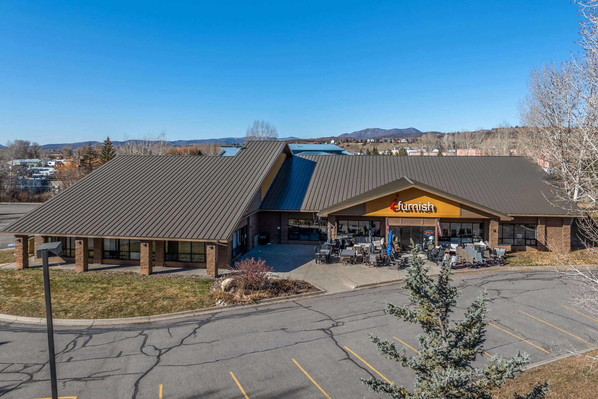 1855 Shield Dr, Steamboat Springs, CO à vendre Photo du bâtiment- Image 1 de 24