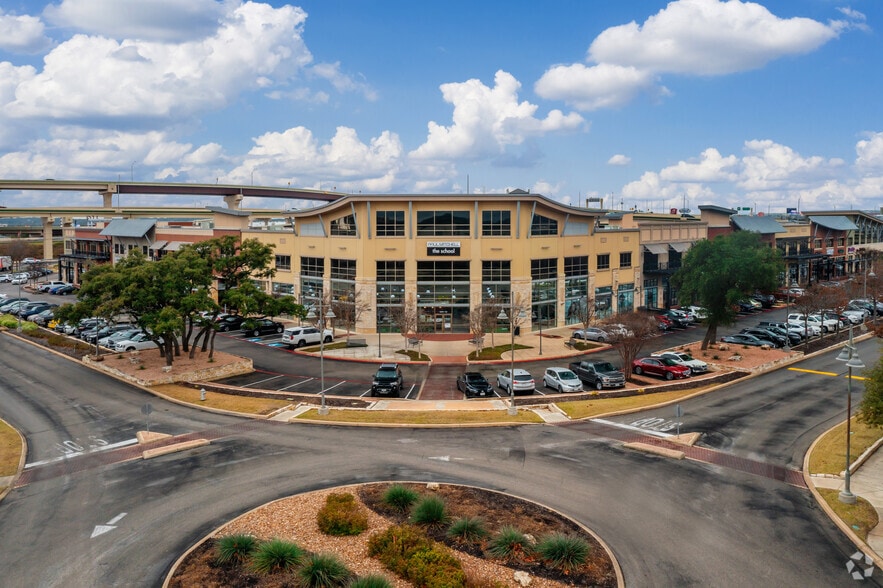 18402 US Highway 281 N, San Antonio, TX for lease - Building Photo - Image 2 of 6