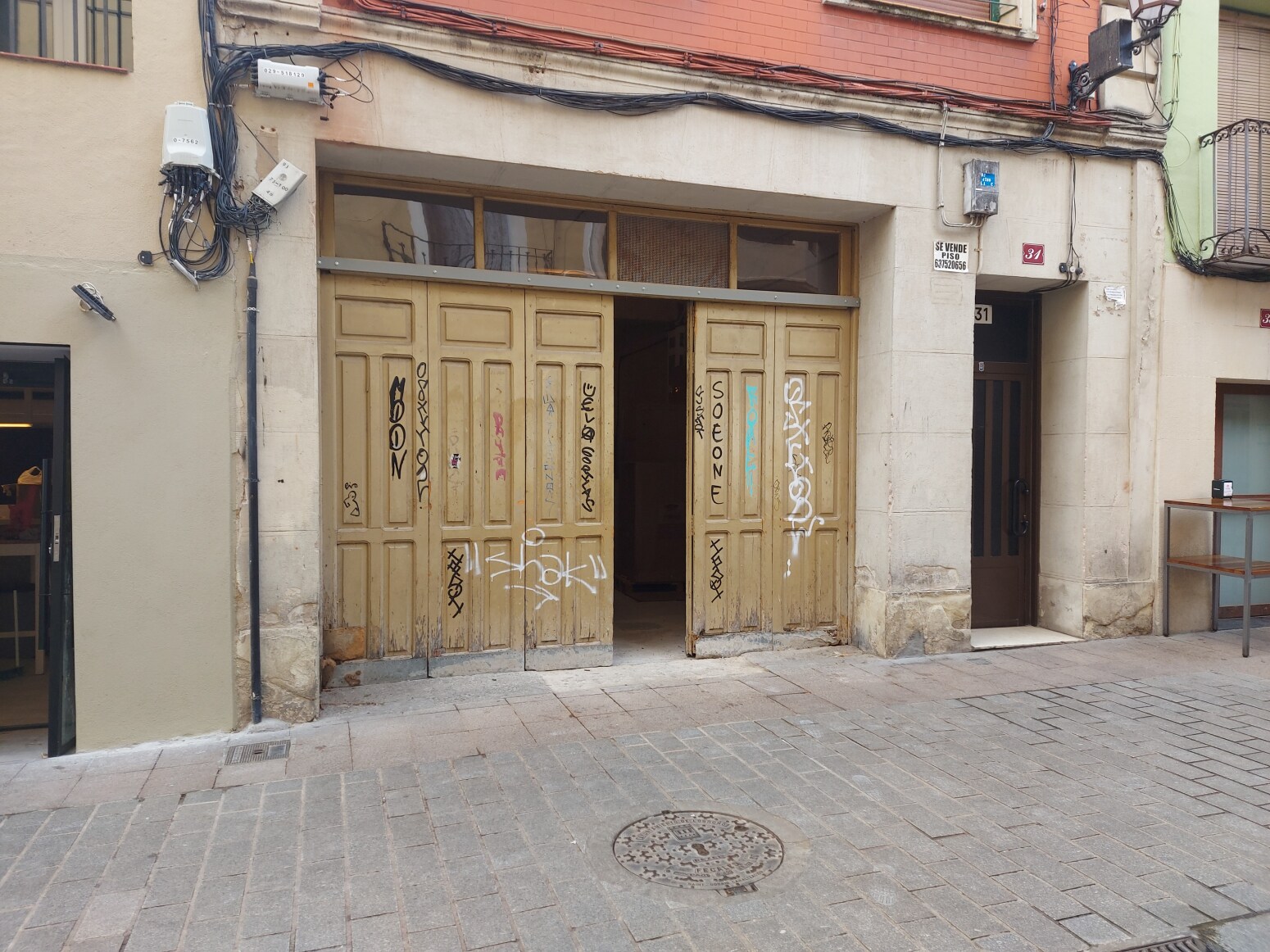 Retail in Logroño, La Rioja for lease Interior Photo- Image 1 of 6