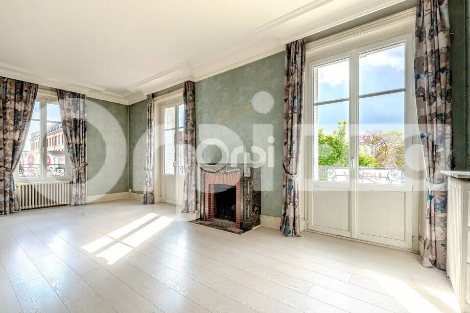 Office in Limoges for sale Building Photo- Image 1 of 13