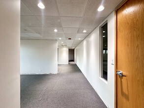 1777 S Bellaire St, Denver, CO for lease Interior Photo- Image 2 of 7