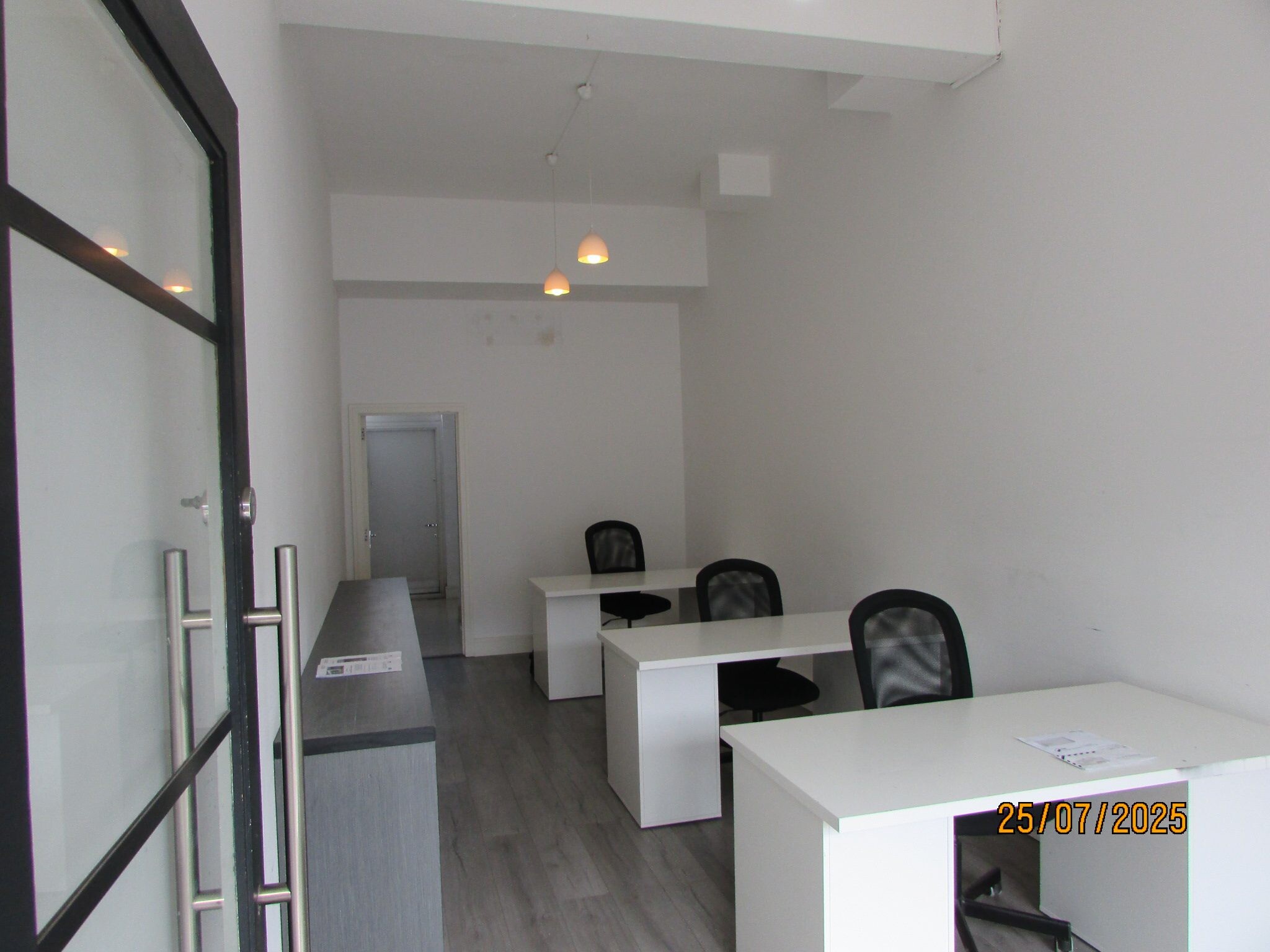 13a-13b Allendale Rd, Greenford for lease Interior Photo- Image 1 of 2