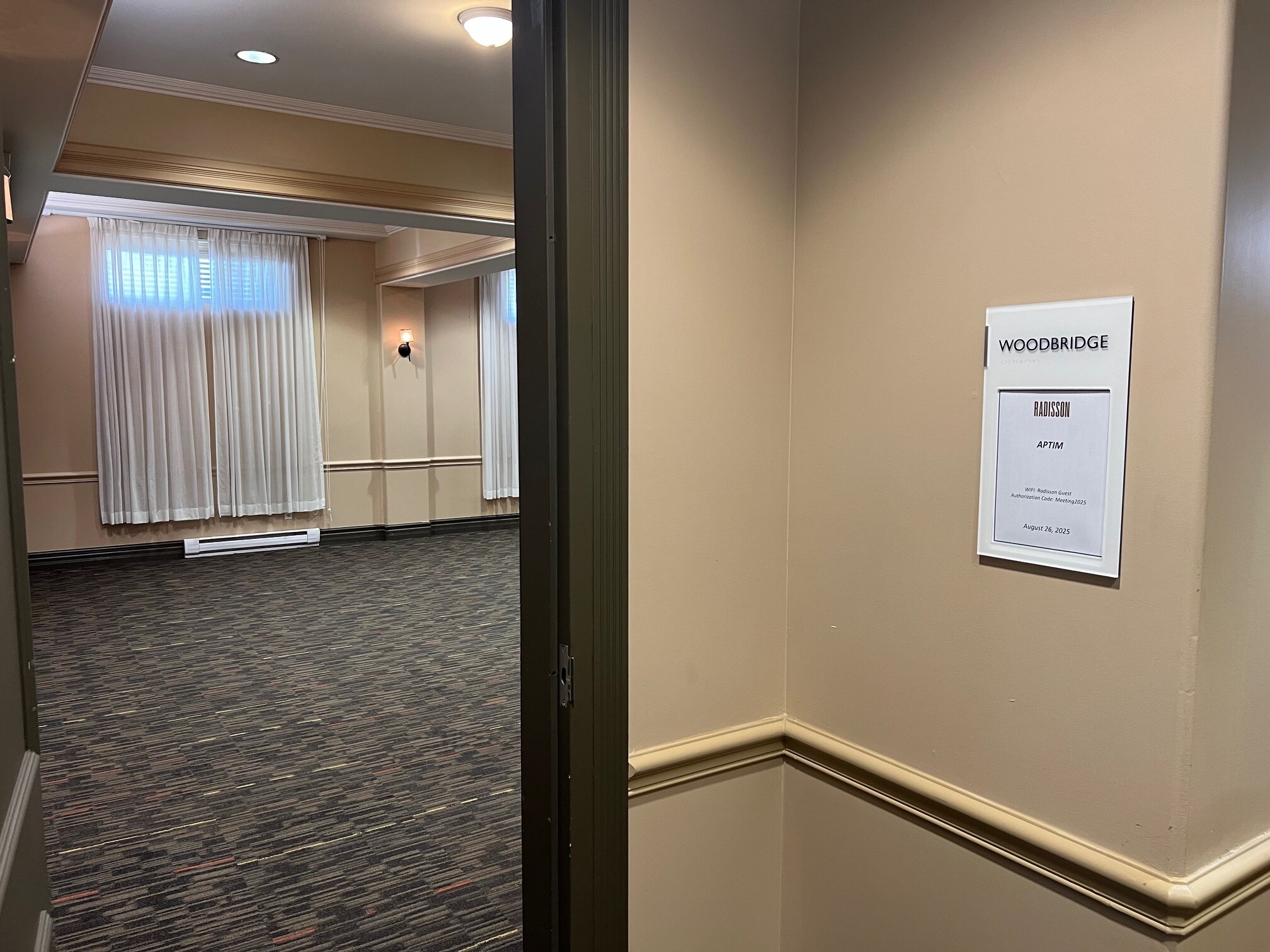 435 Gregoire Dr, Fort McMurray, AB à louer Photo intérieure- Image 1 de 4