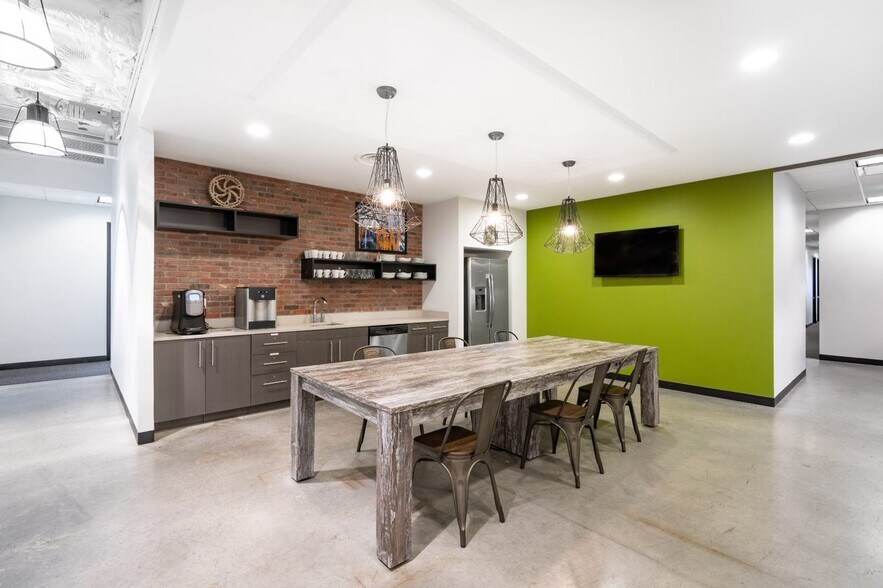 9442 Capital Of Texas Hwy N, Austin, TX à louer - Photo intérieure - Image 3 de 6