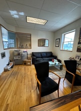 637 Willis Ave, Williston Park, NY for lease Interior Photo- Image 2 of 5