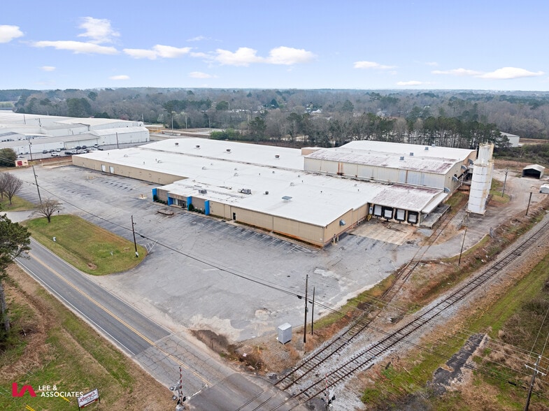 1330 Atlanta Hwy, Madison, GA for sale - Primary Photo - Image 1 of 30