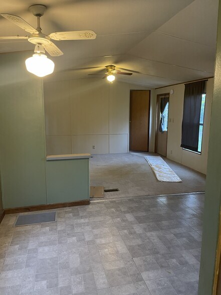 11409 Pruett Rd, Seffner, FL à vendre - Photo du bâtiment - Image 2 de 7