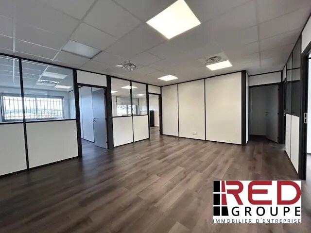 Bureau dans Éguilles à louer Photo du bâtiment- Image 1 de 11