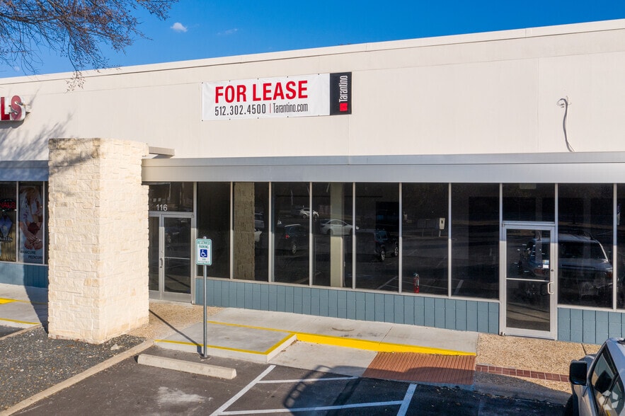 4631 Airport Blvd, Austin, TX à louer - Photo du bâtiment - Image 3 de 6