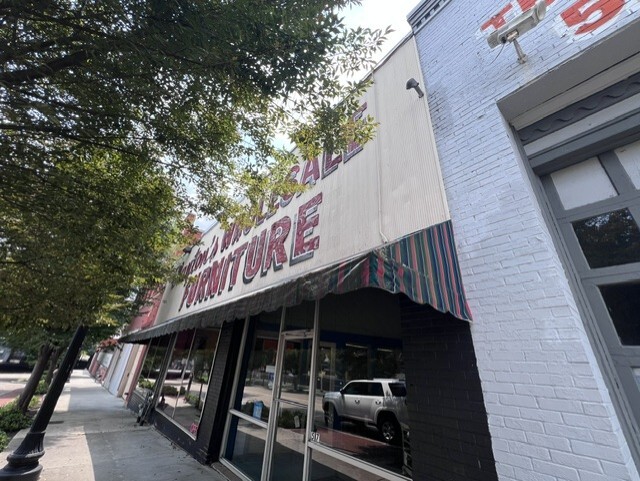 517 N Gay St, Knoxville, TN à vendre - Photo du bâtiment - Image 2 de 4