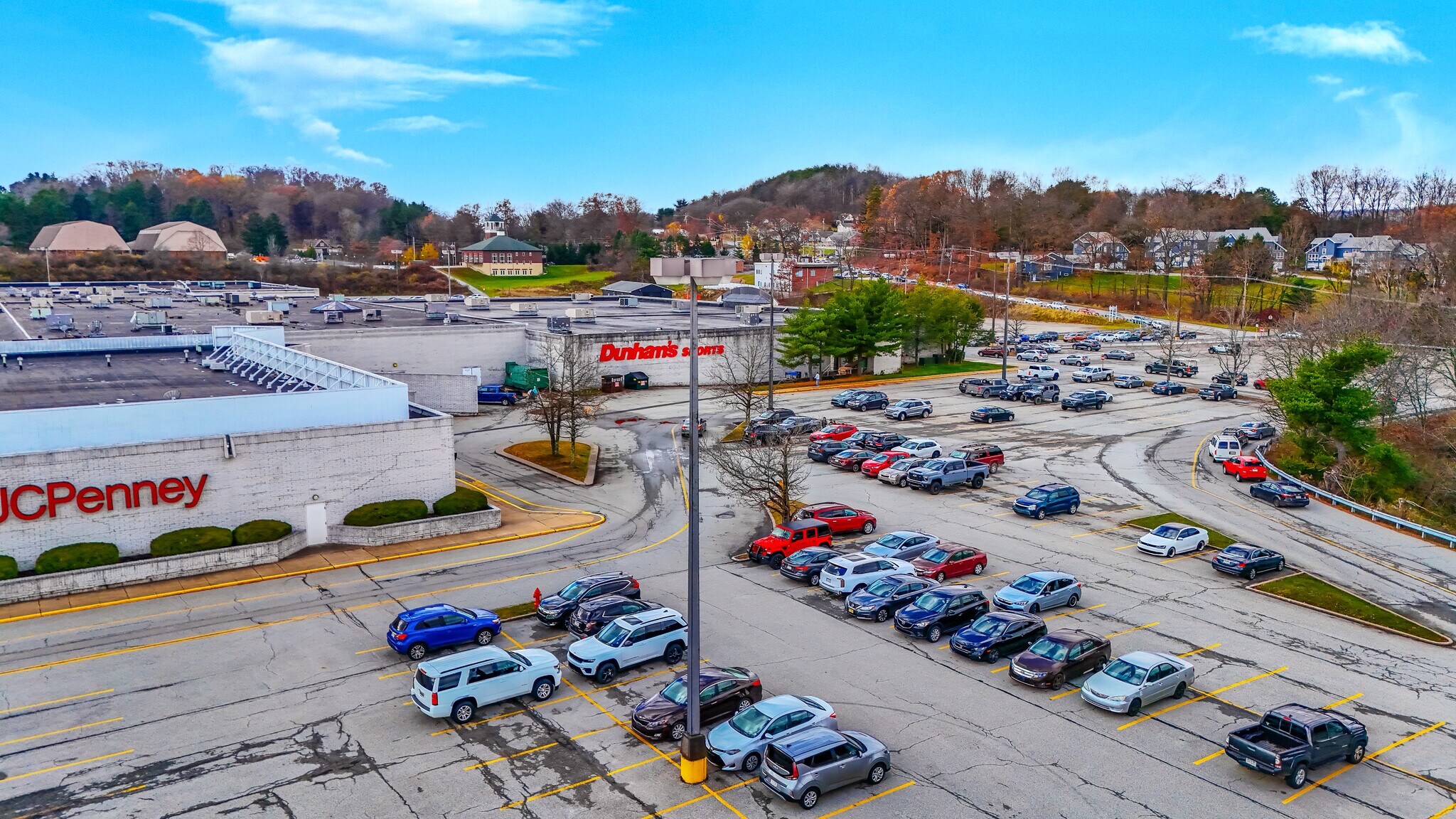 2334 Oakland Ave, Indiana, PA for lease Primary Photo- Image 1 of 11