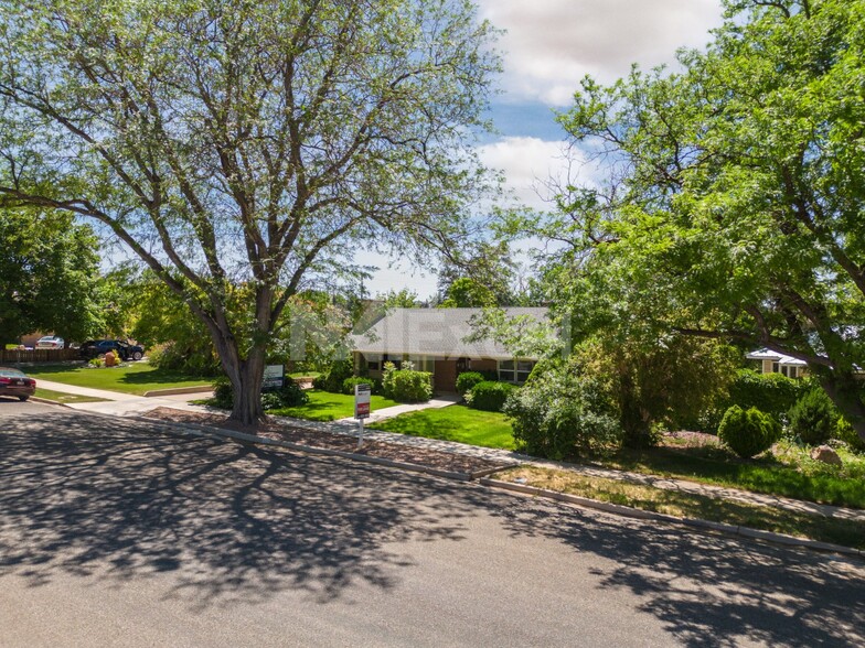 107 N 200 W, Cedar City, UT à vendre - Photo principale - Image 1 de 1