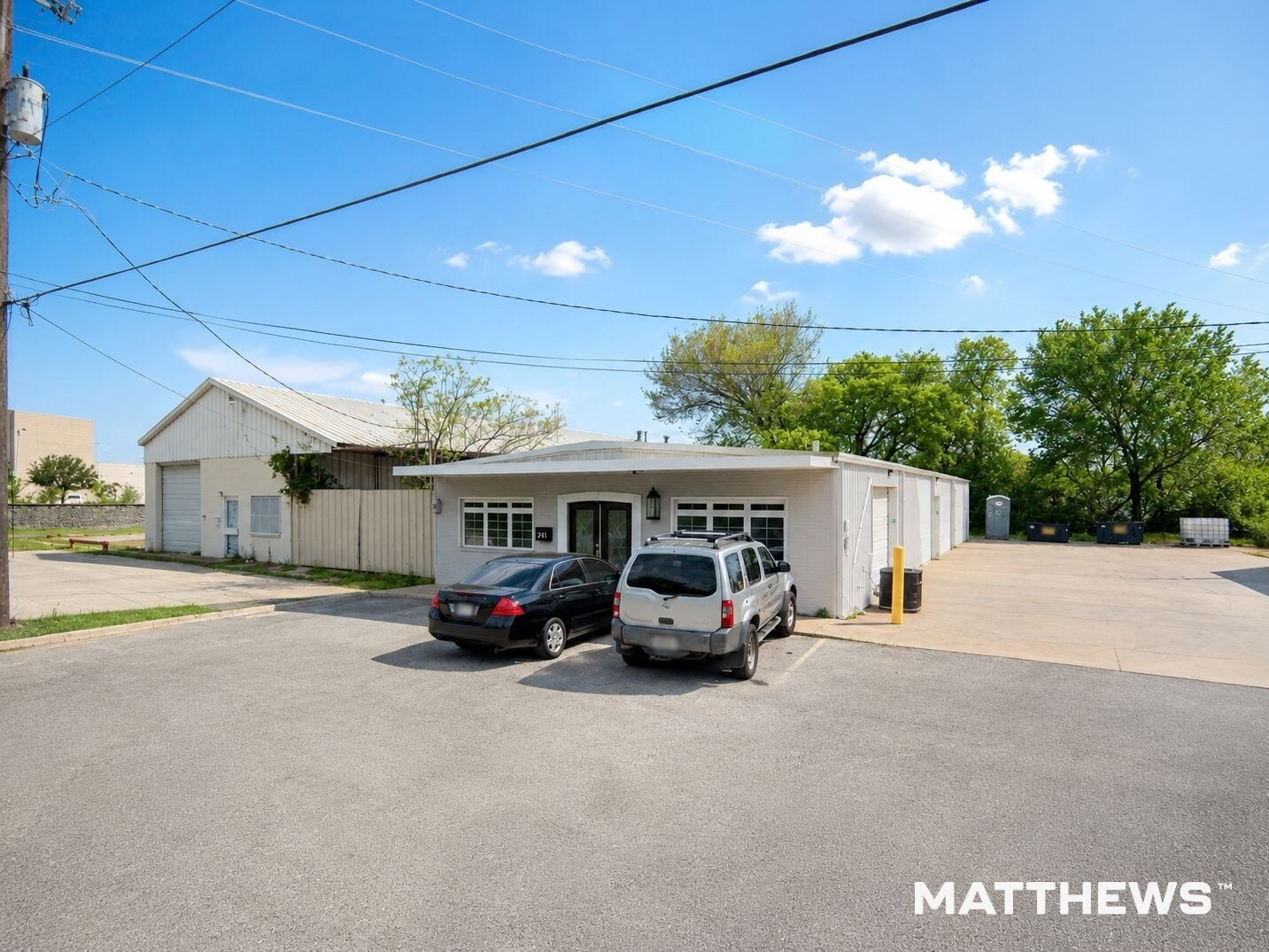 209-211 Austin St, Garland, TX à louer Photo du bâtiment- Image 1 de 7