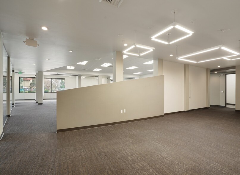 4609 Quail Lakes Dr, Stockton, CA for lease - Building Photo - Image 3 of 7