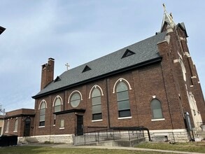 115 S Main St, Franklin, OH for lease Building Photo- Image 2 of 8